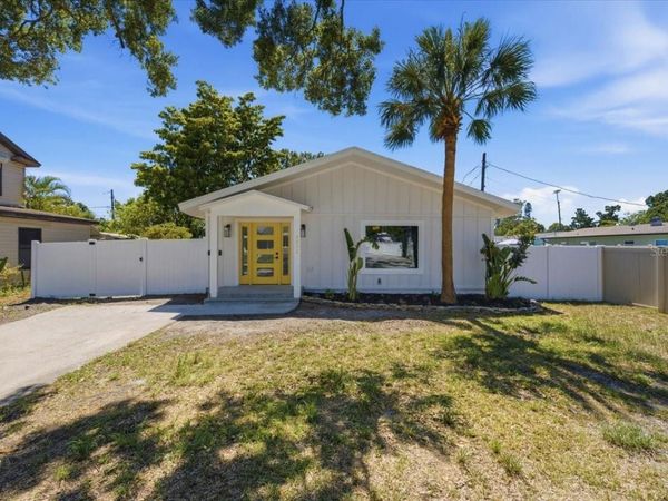 8452 6TH STREET N, ST PETERSBURG, FL 33702