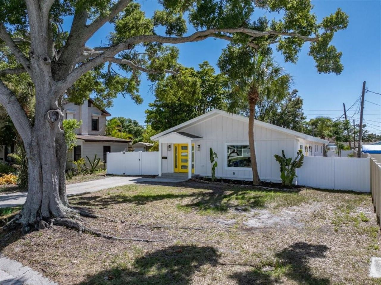 8452 6th Street N, Saint Petersburg, FL 33702 Photo