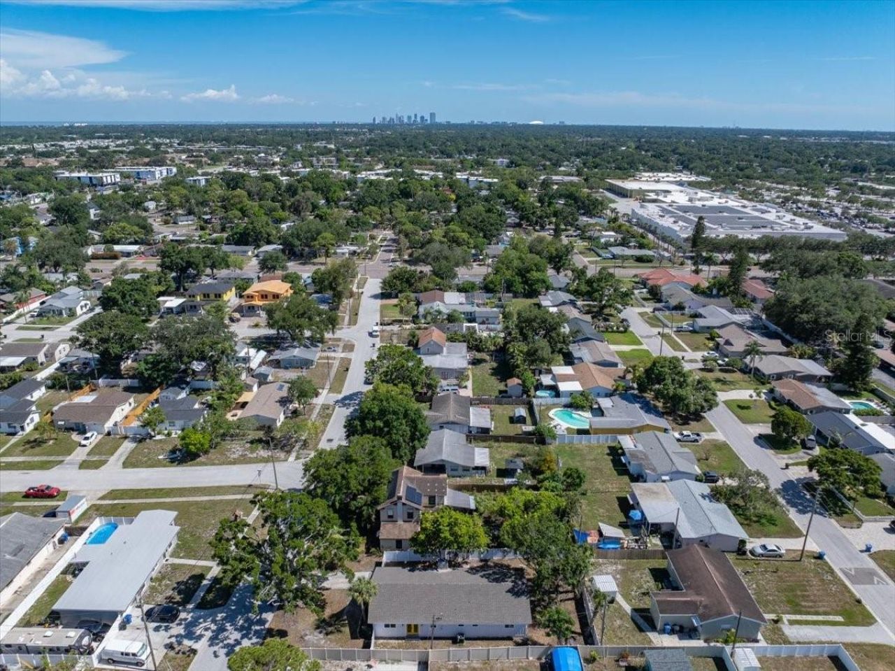 8452 6th Street N, Saint Petersburg, FL 33702 Photo