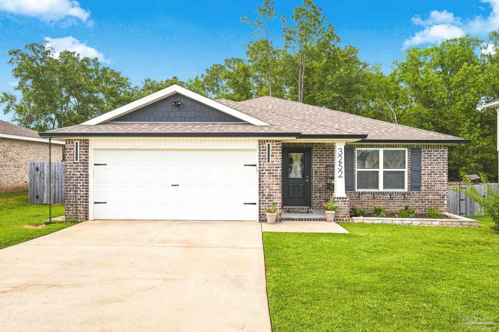 3252 Margaret Olivia Dr, Cantonment, FL 32533 Main Photo