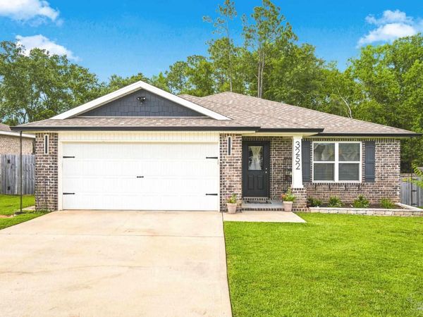 3252 Margaret Olivia Dr, Cantonment, FL 32533