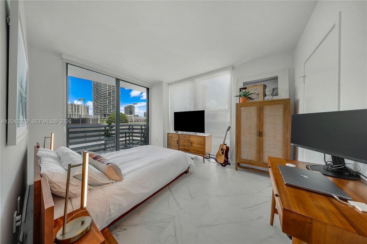460 NE 28th St , Unit 701, Miami, FL 33137 Photo
