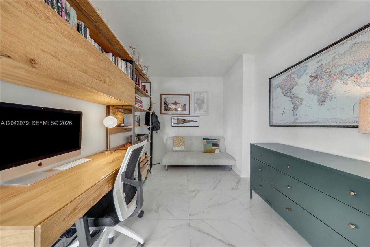 460 NE 28th St , Unit 701, Miami, FL 33137 Photo