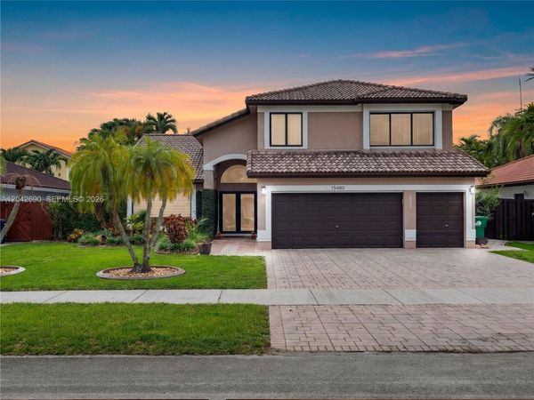 15480 SW 148th St , Miami, FL 33196