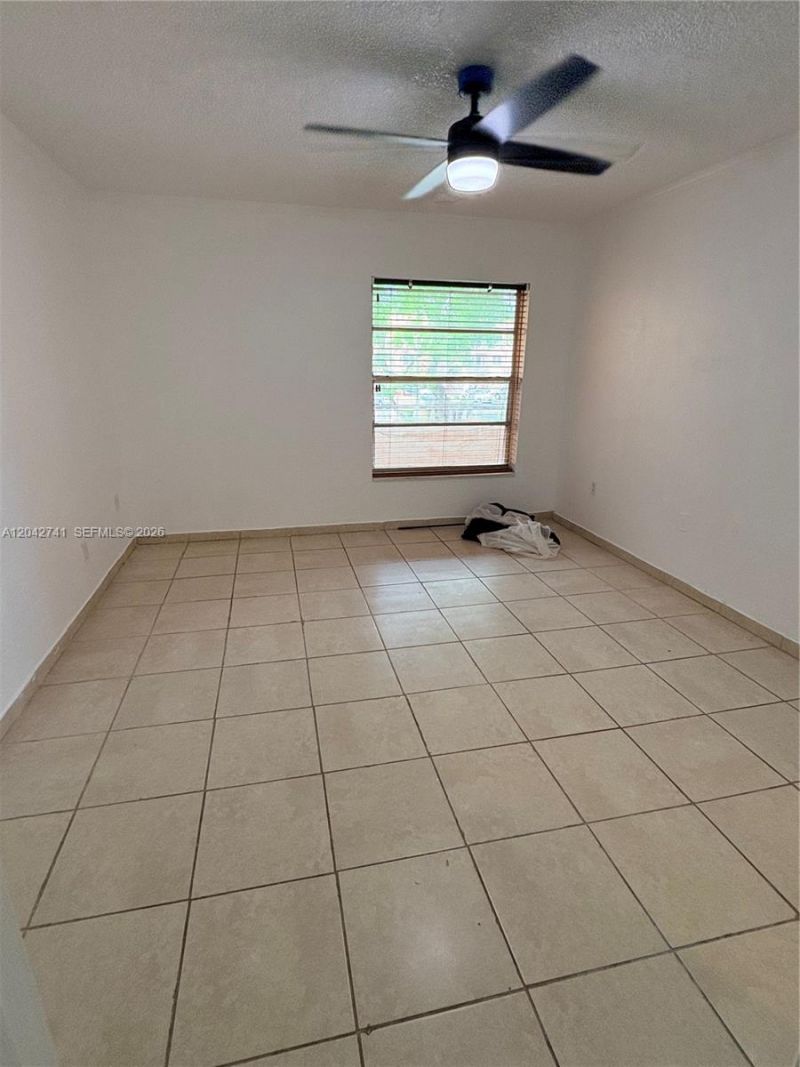 17600 NW 68th Ave, Unit B2004, Hialeah, FL 33015 Photo