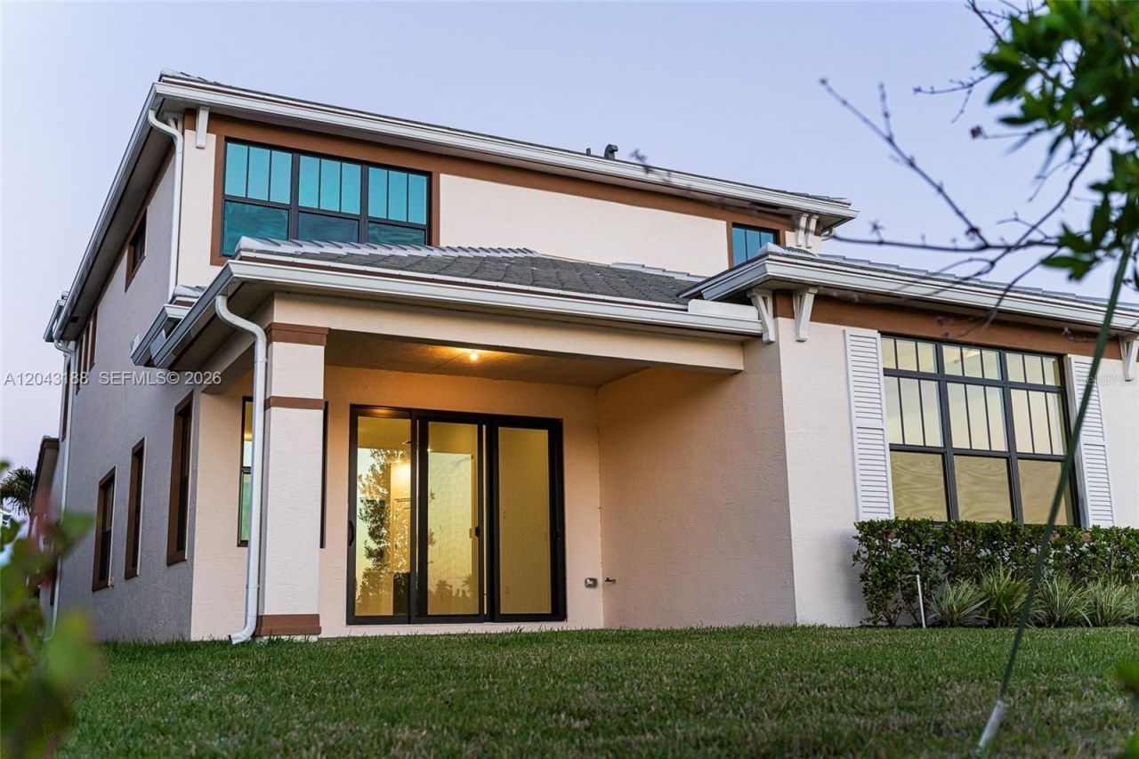 449 SE Fascino Cir , Port Saint Lucie, FL 34984 Photo