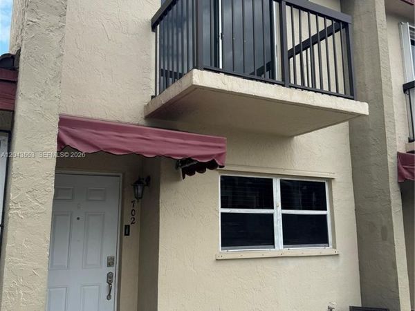 6250 SW 130th Ave, Unit 702, Miami, FL 33183