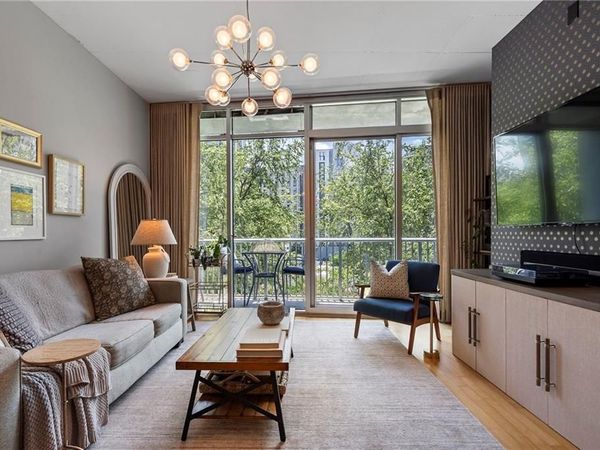 44 Peachtree Place NE, Unit 822, Atlanta, GA 30309