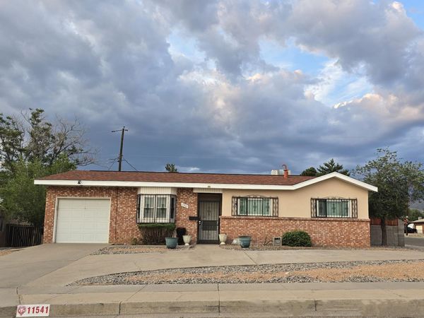 11541 Angelina Place NE, Albuquerque, NM 87123