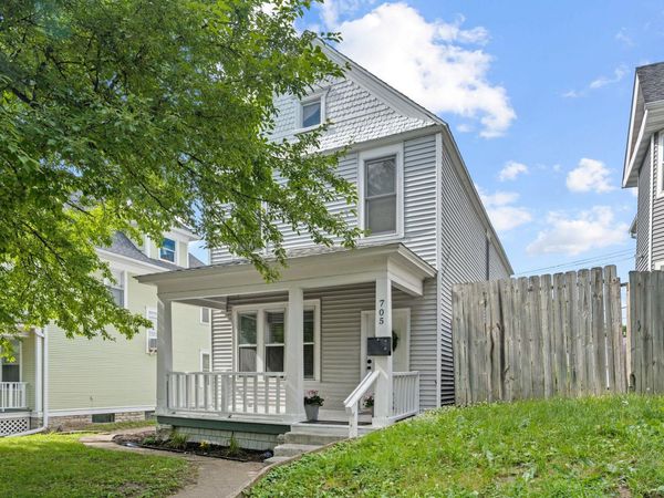 705 Sims Avenue, Saint Paul, MN 55106
