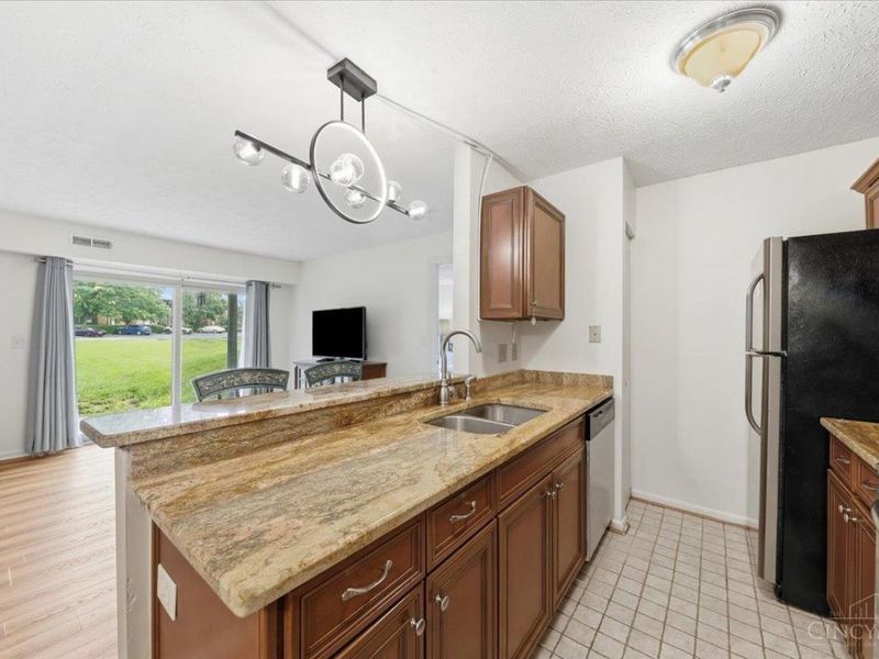 5983 Meadowcreek Drive, Unit 4, Milford, OH 45150 Photo 20