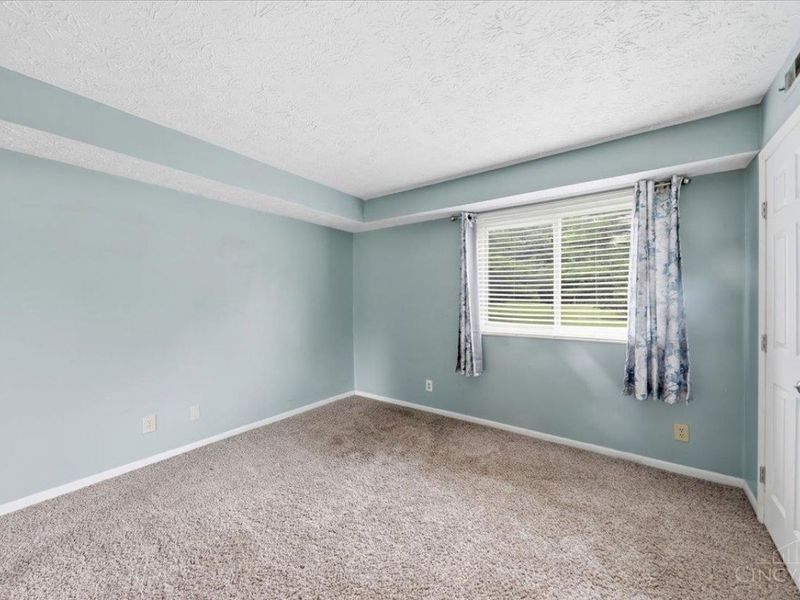 5983 Meadowcreek Drive, Unit 4, Milford, OH 45150 Photo 27