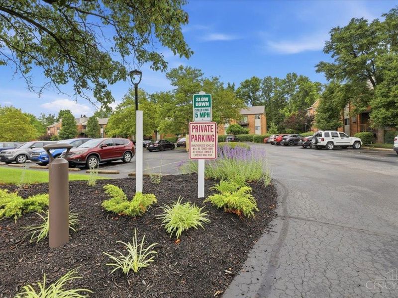 5983 Meadowcreek Drive, Unit 4, Milford, OH 45150 Photo 36