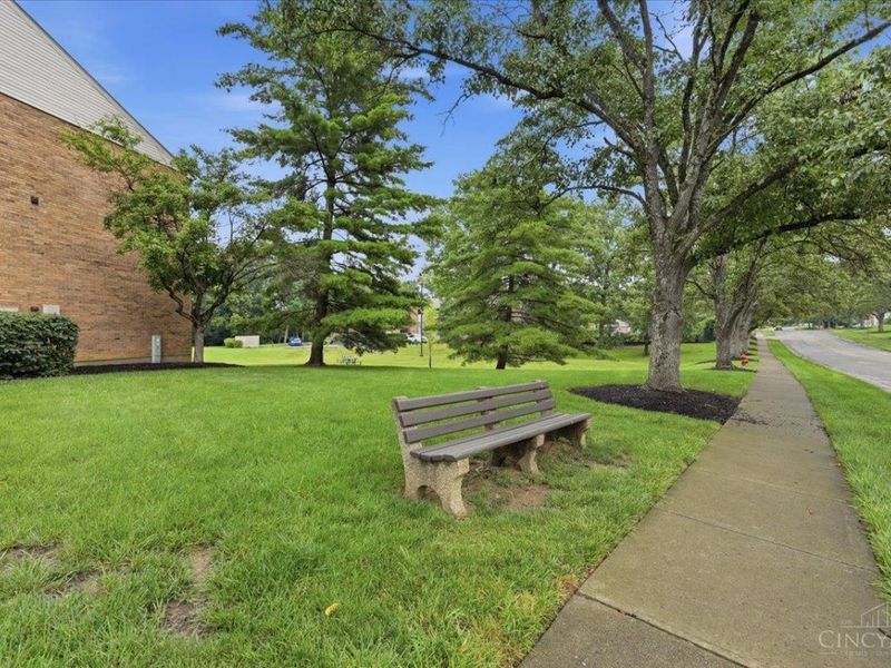 5983 Meadowcreek Drive, Unit 4, Milford, OH 45150 Photo 39