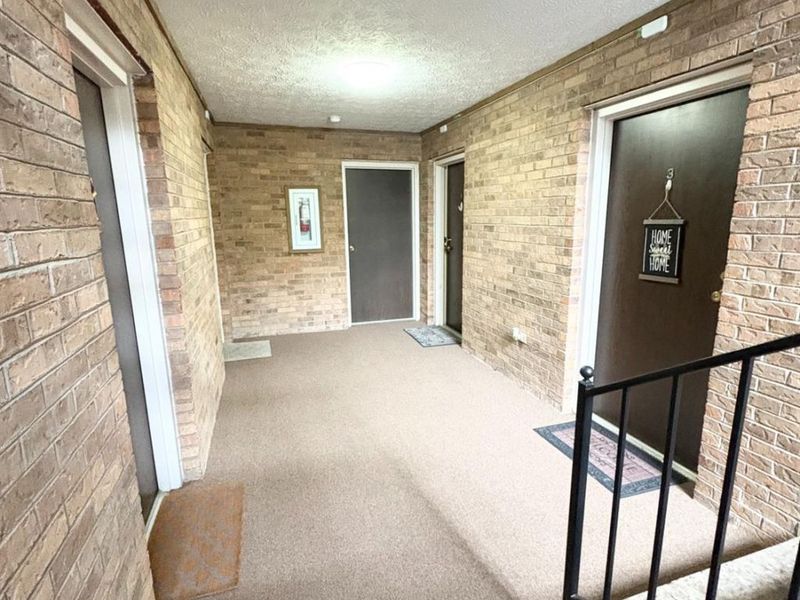 5983 Meadowcreek Drive, Unit 4, Milford, OH 45150 Photo 4