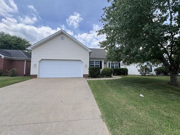 3519 Cave Springs Avenue , Bowling Green, KY 42104