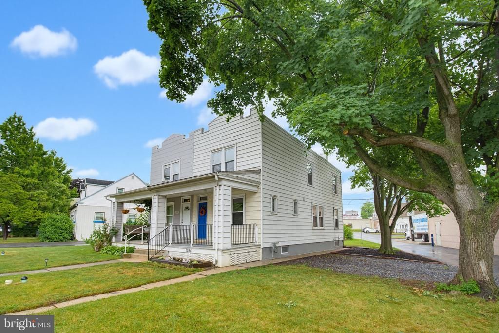 1394 ORCHARD STREET , LANCASTER, PA 17601