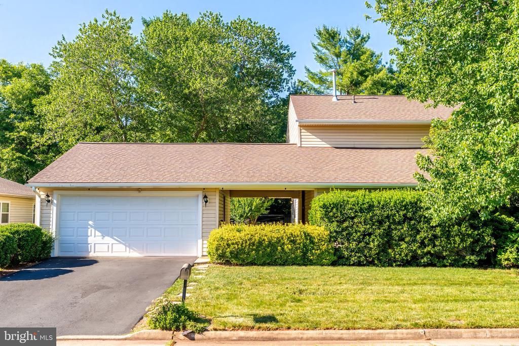 151 S Fox Road, Sterling, VA 20164 Main Photo