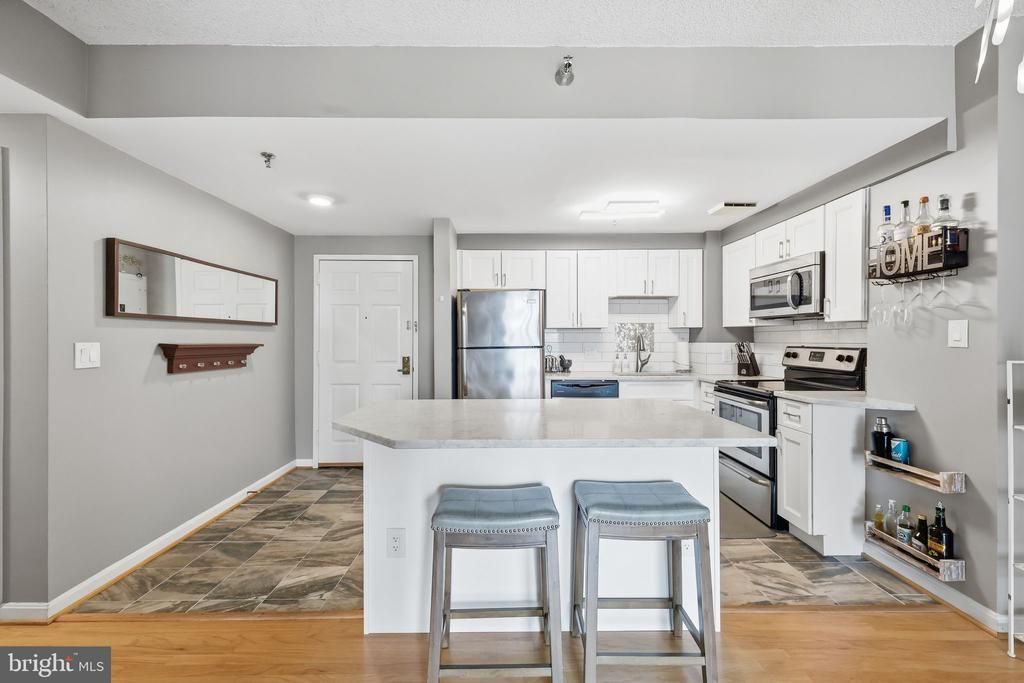 24 COURTHOUSE SQUARE , ROCKVILLE, MD 20850