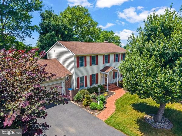 912 JADE AVENUE , LANCASTER, PA 17601