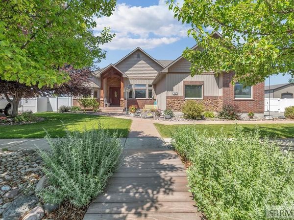 748 Dell Road, CHUBBUCK, ID 83202