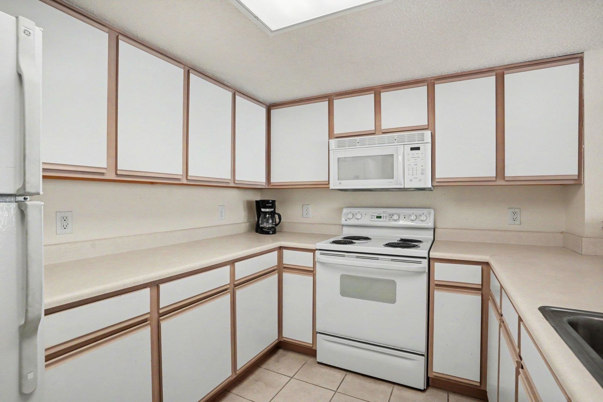 2711 S Ocean Blvd. Photo 9