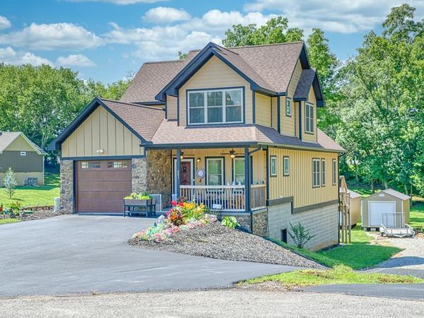 201 Peaceful Lane, Sparta, TN 38583