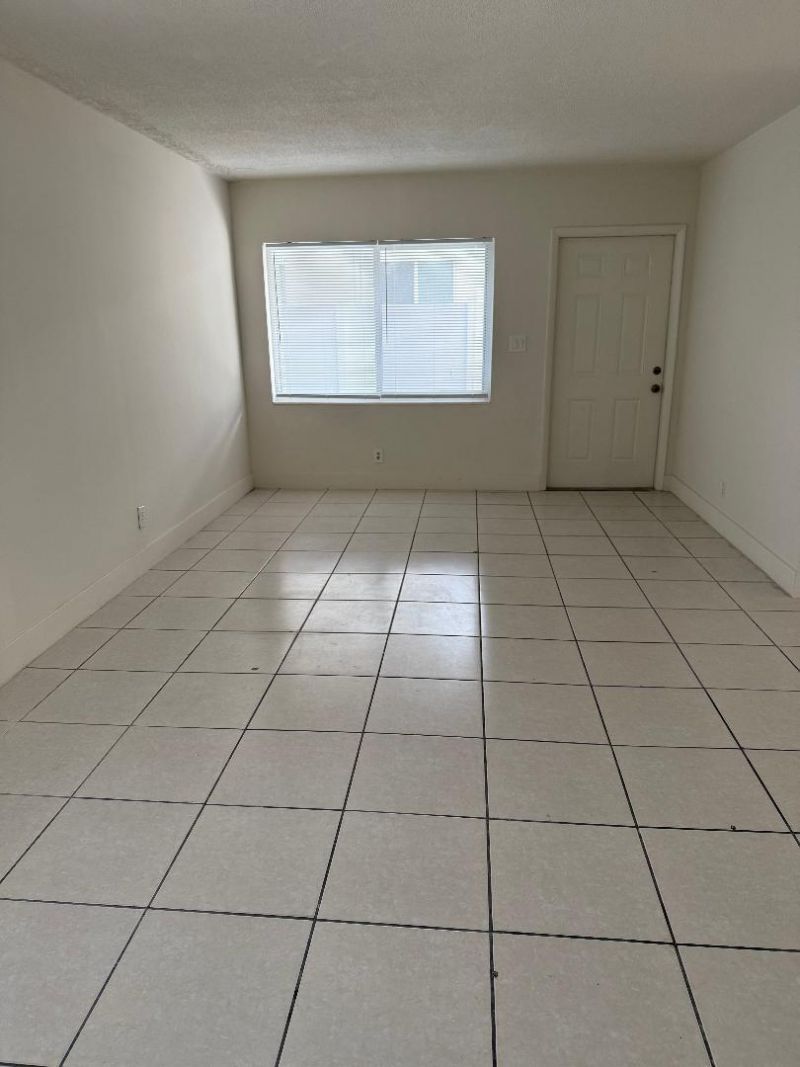 1913 NE 2nd Street, Unit 4, Pompano Beach, FL 33060 Photo