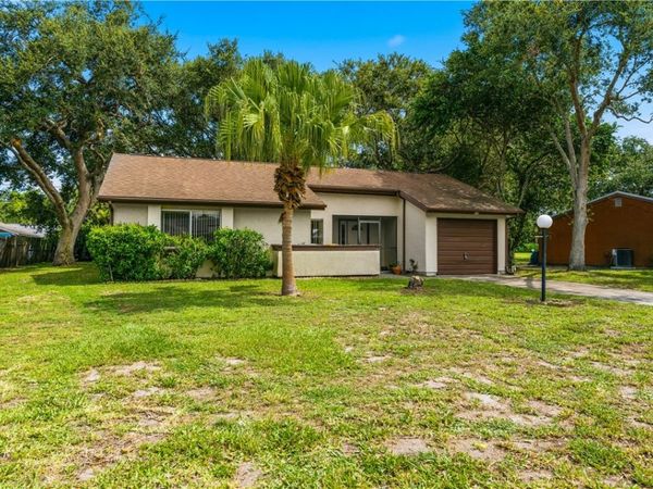 820 23rd Place SW, Vero Beach, FL 32962