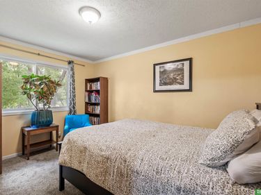 2520 S 8th Street, Omaha, NE 68108