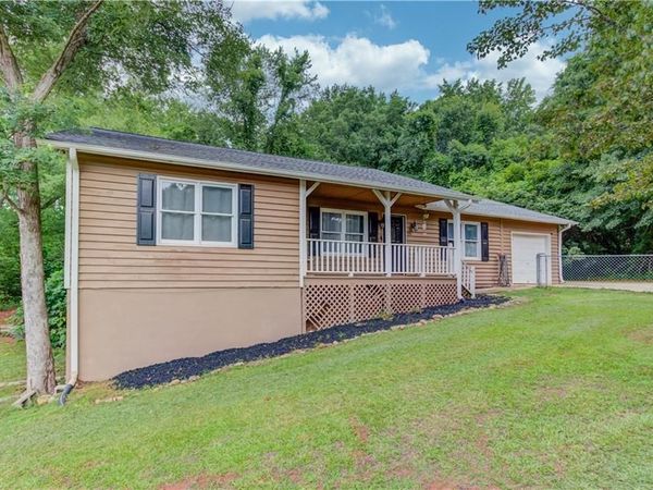 3305 Ladd Drive , Gainesville, GA 30506