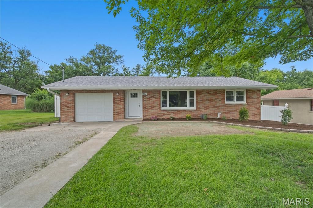 112 Midway Avenue, Cottage Hills, IL 62018 Main Photo