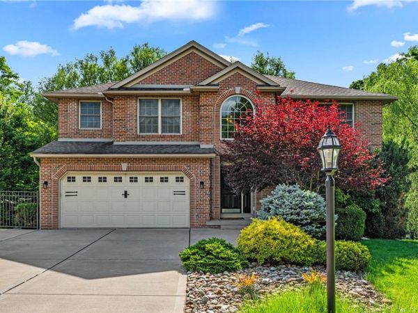 305 Daniela Dr, New Kensington, PA 15068