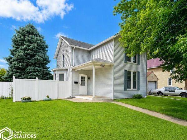 1716 Avenue I, Fort Madison, IA 52627