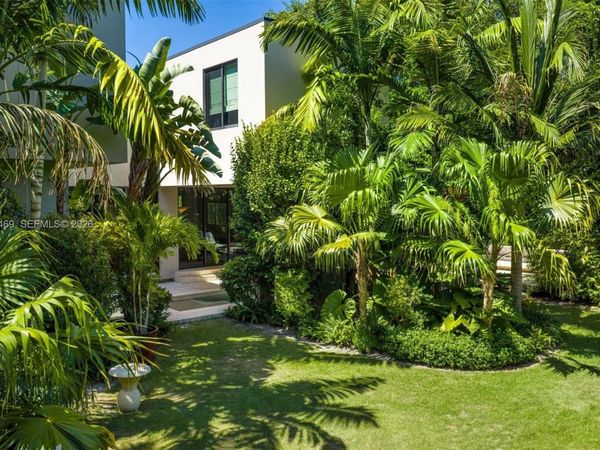 7851 SW 48th Pl , Miami, FL 33143
