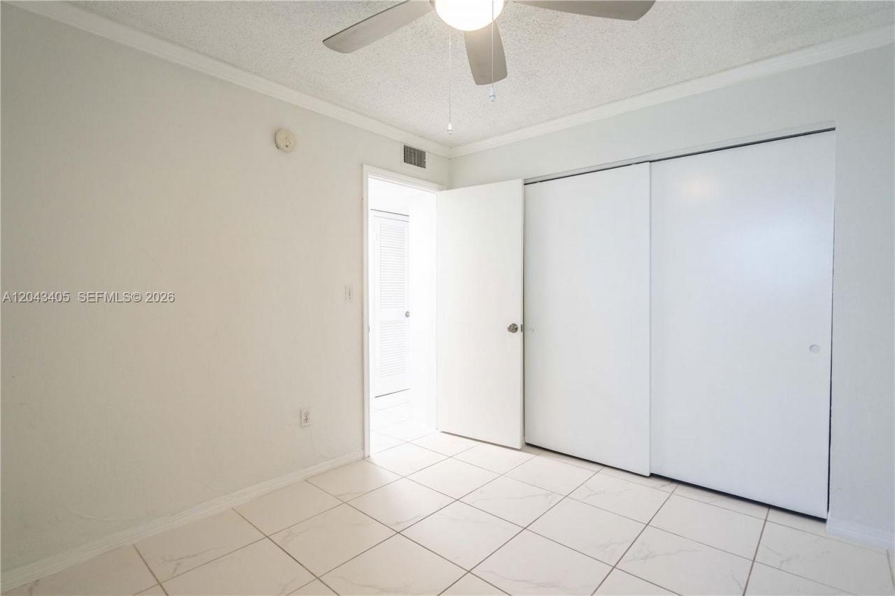 3265 Virginia St , Unit 18, Miami, FL 33133 Photo