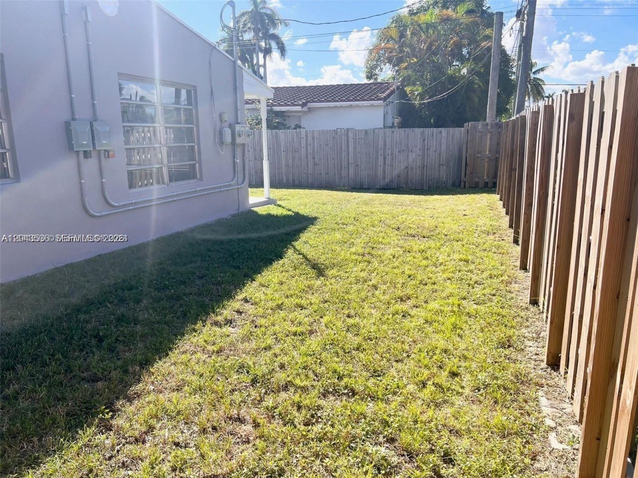 1005 NE 2nd St , Hallandale Beach, FL 33009 Photo