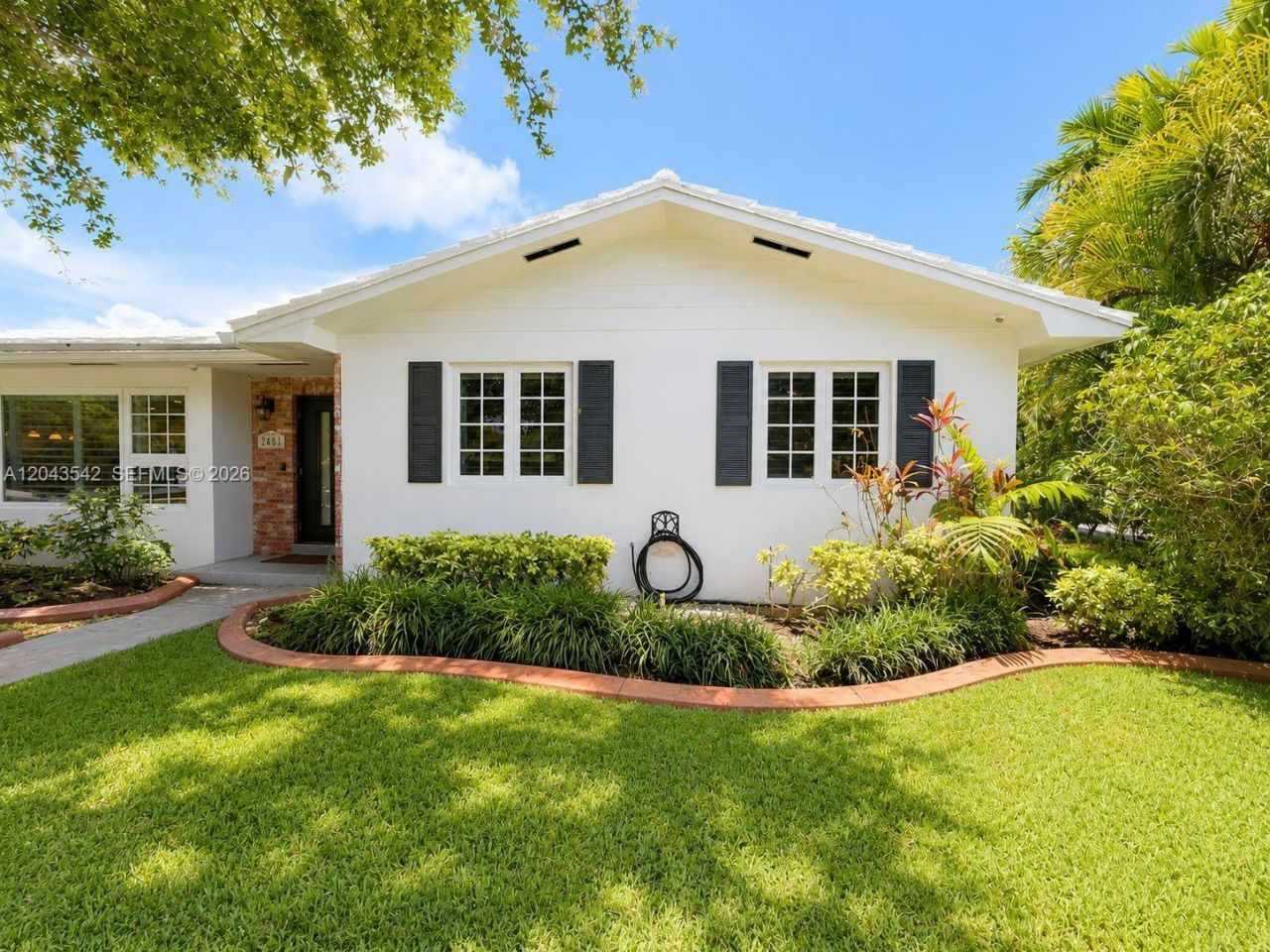 8481 SW 144th St, Palmetto Bay, FL 33158 Photo