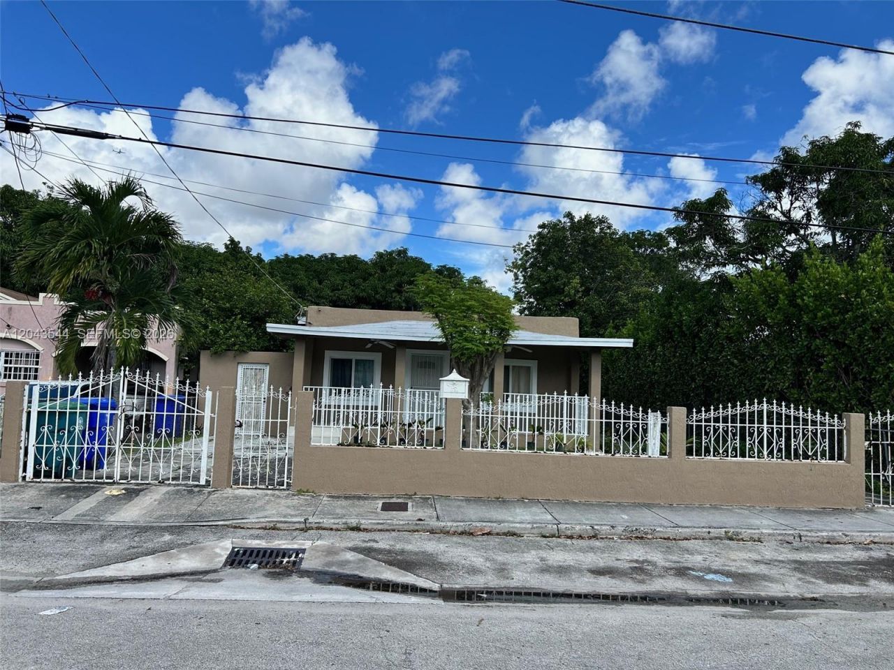 261 NW 49th St, Unit C, Miami, FL 33127 Photo