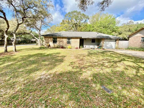 520 Linden Avenue, Niceville, FL 32578