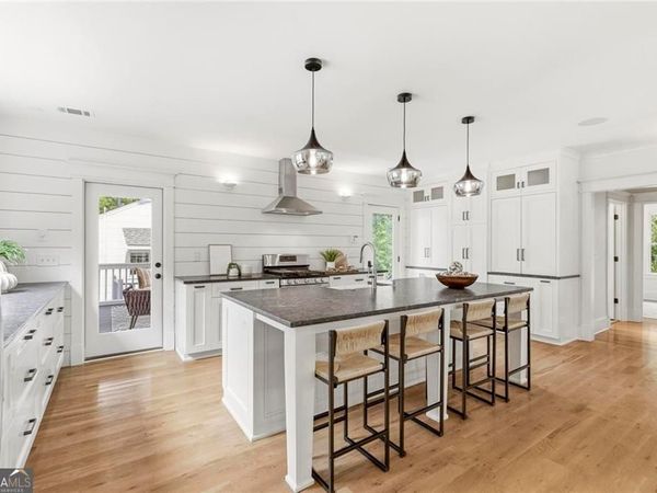 313 W Howard Avenue, Decatur, GA 30030