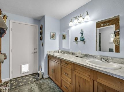 7210 Marlin Drive, Reno, NV 89506 Photo