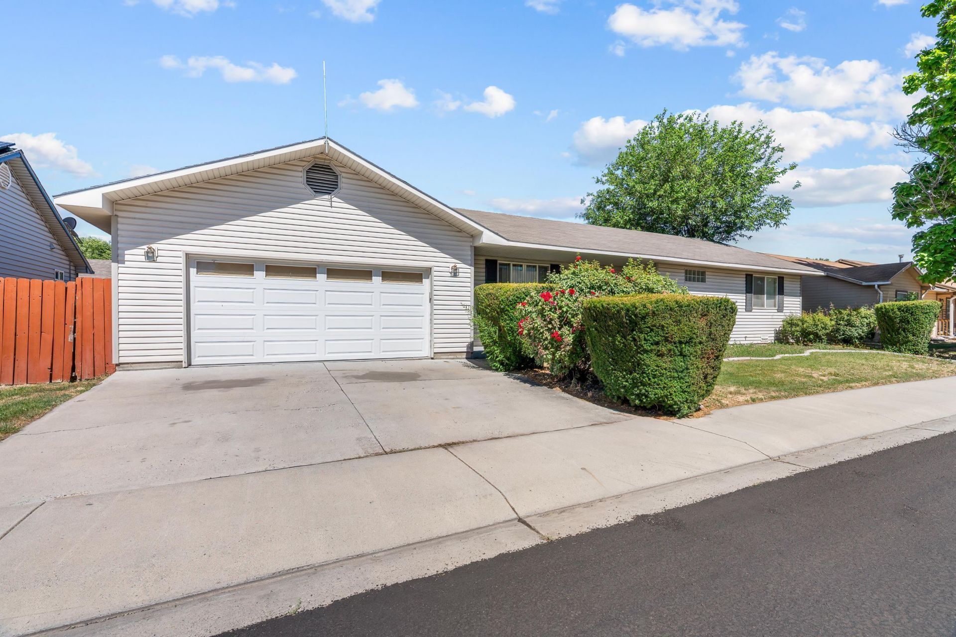 571 E Greenfield Circle Grand Junction, CO 81504