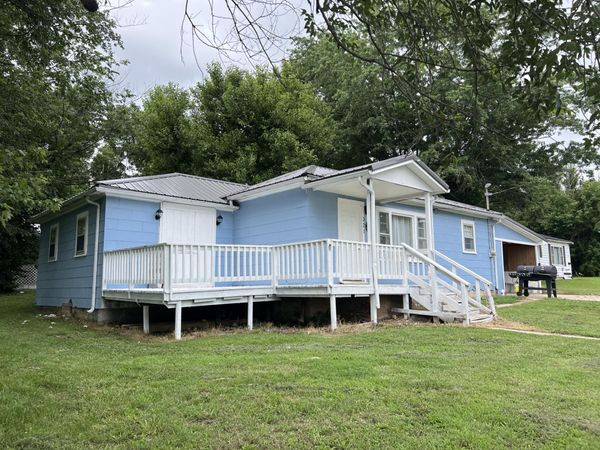 321 7th Street , Mountain Grove, MO 65711