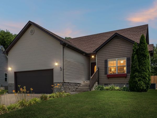 2317 Spike Ct , Clarksville, TN 37040