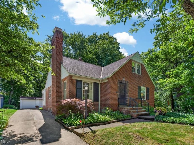 2539 Kingston Road, Cleveland Heights, OH 44118 Photo 2