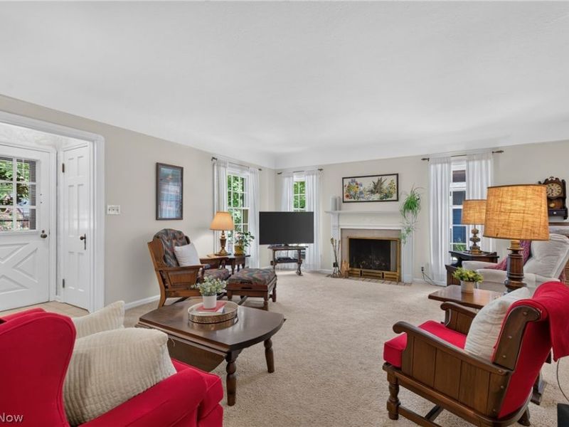 2539 Kingston Road, Cleveland Heights, OH 44118 Photo 3