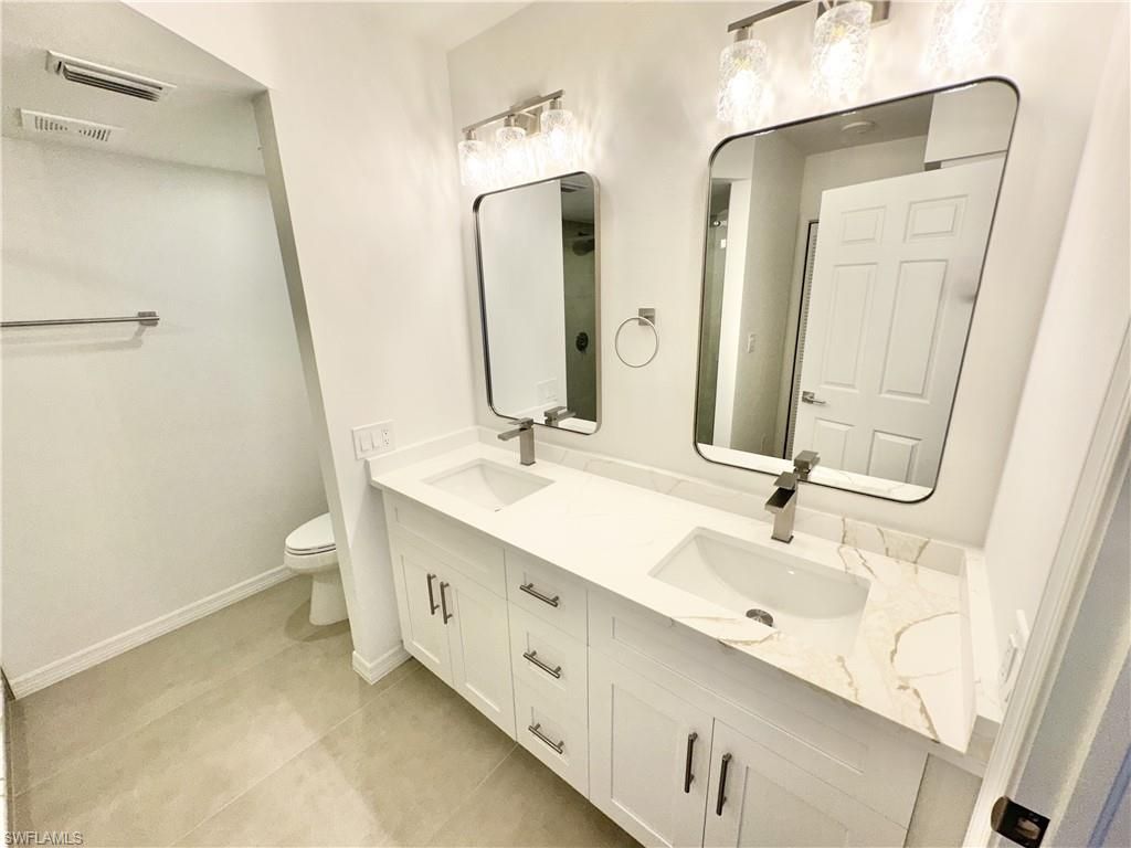 509 Roma Ct , Unit 107, Naples, FL 34110 Photo