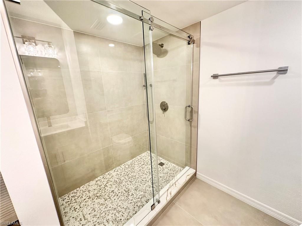 509 Roma Ct , Unit 107, Naples, FL 34110 Photo