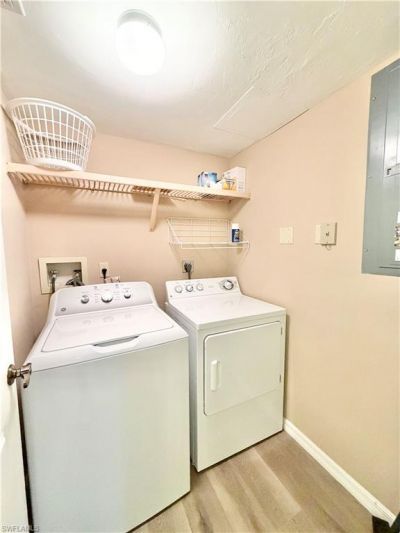 509 Roma Ct , Unit 107, Naples, FL 34110 Photo